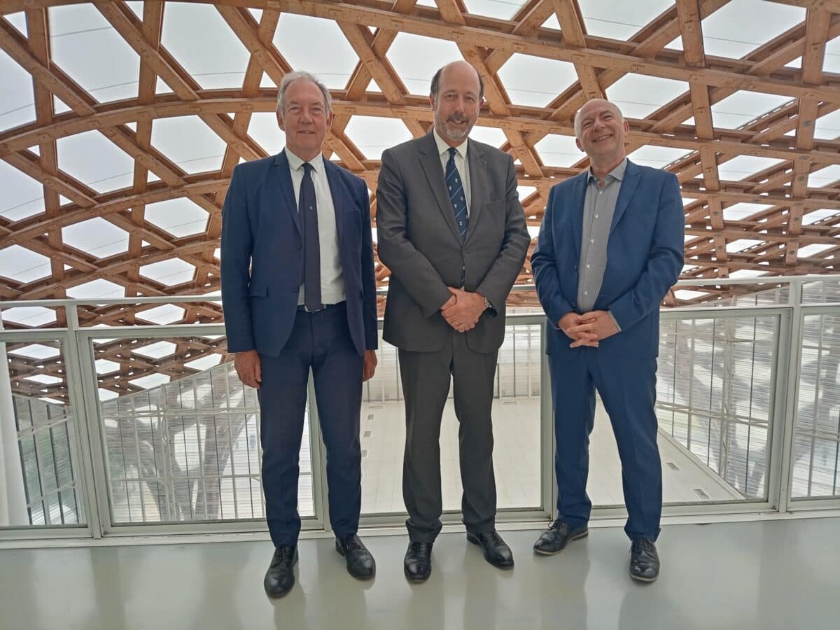 Louis Giscard d’Estaing visite les expositions du Centre accompagné par Étienne Guépratte 15.06.2024